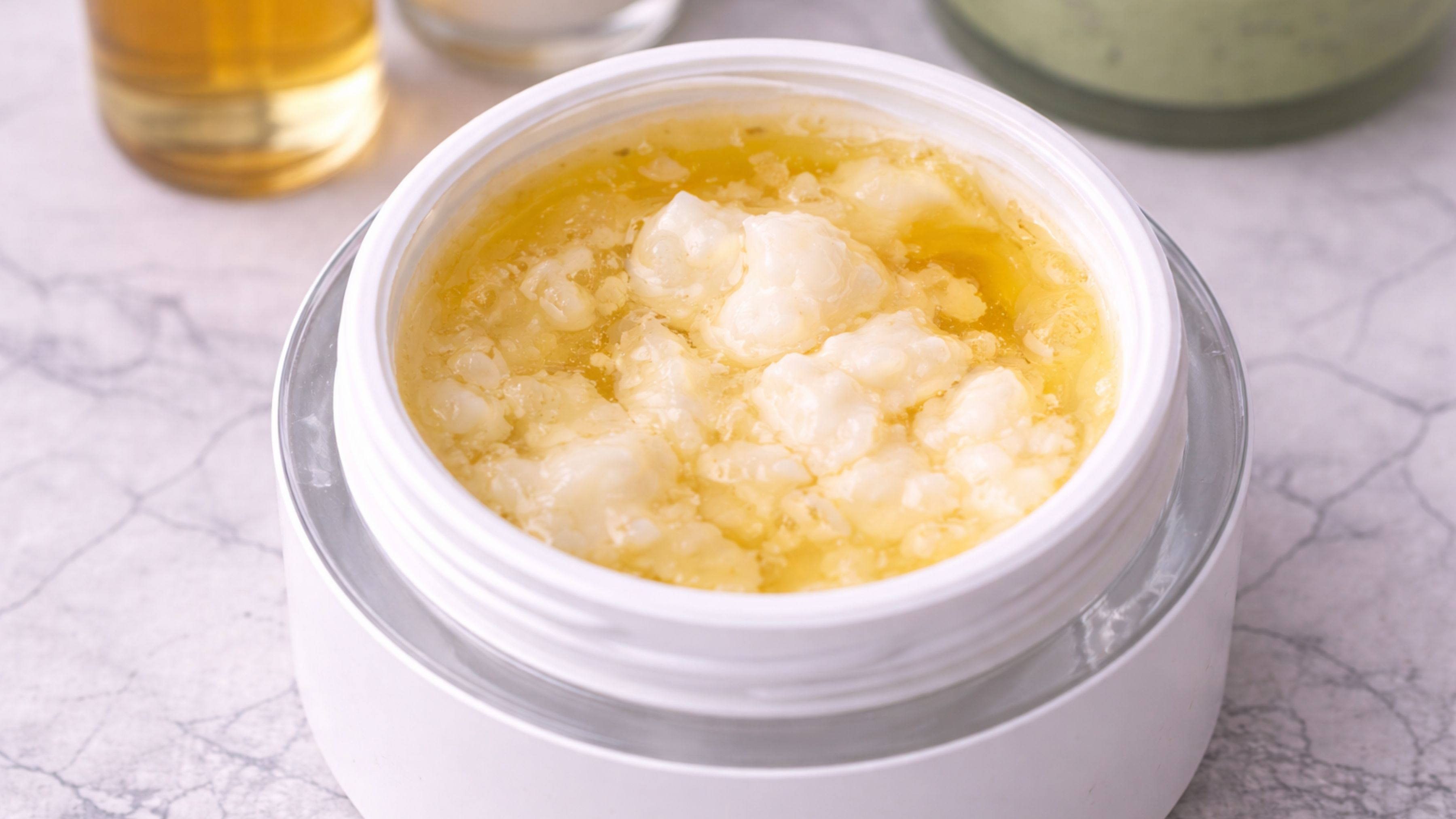 Come capire se un prodotto cosmetico è scaduto