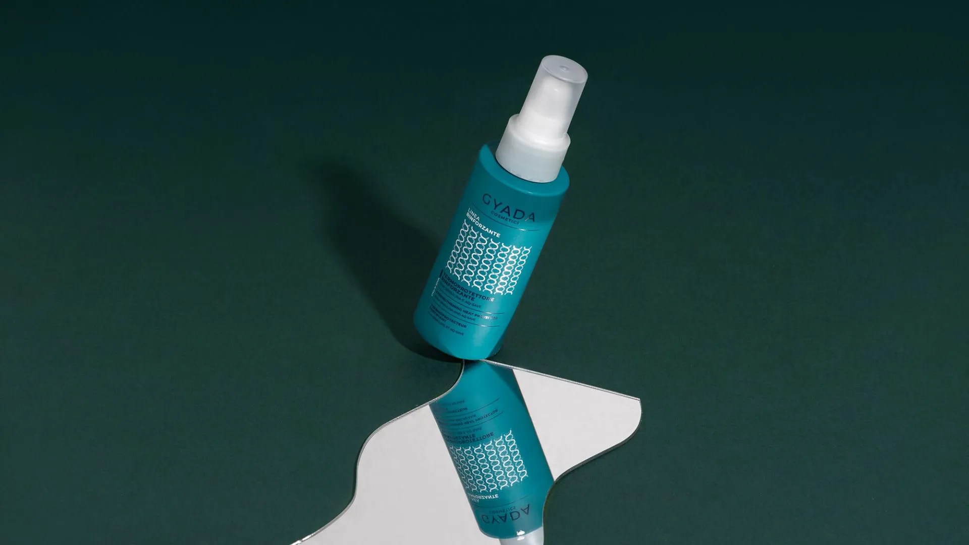 Termoprotettore Rinforzante con Spirulina di GYADA COSMETICS